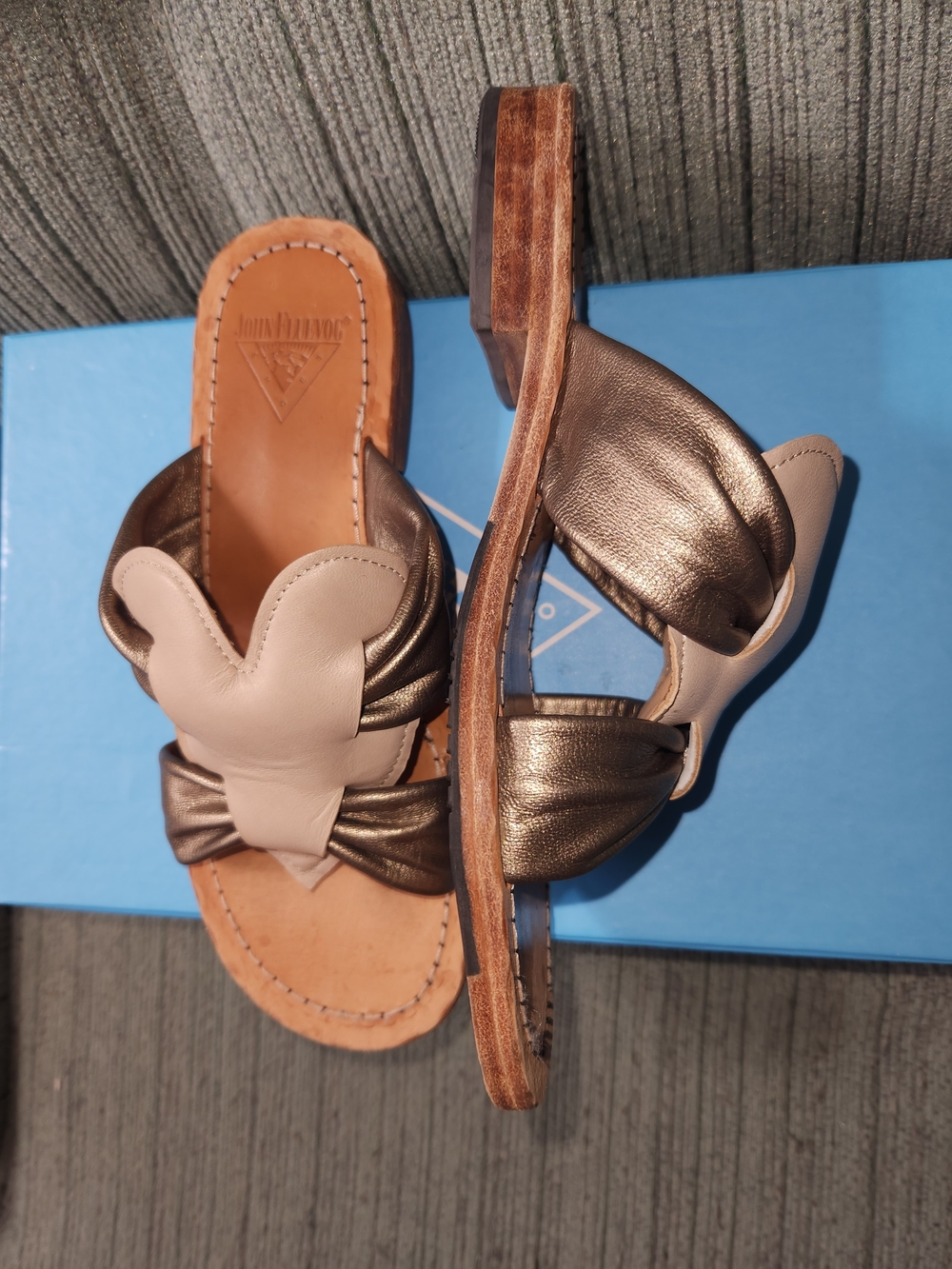 🍉John Fluevog Rivers Heart Tambo Slide Sandals With Box - Picture 3 of 7